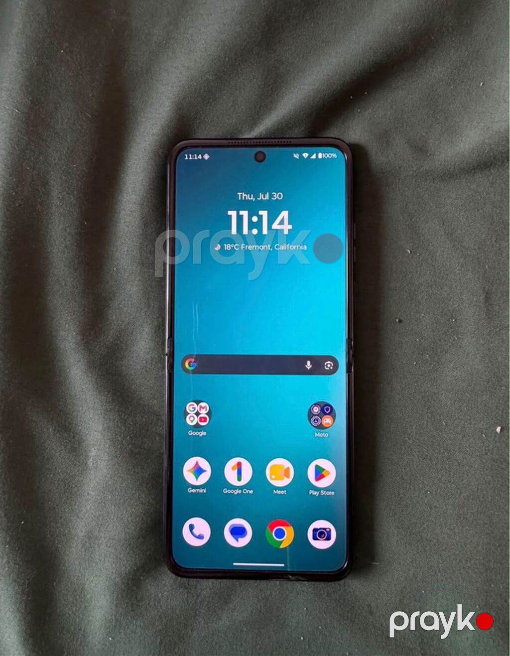 Motorola Razr 50, rəng - Bənövşəyi — Motorola, Bakı (3)
