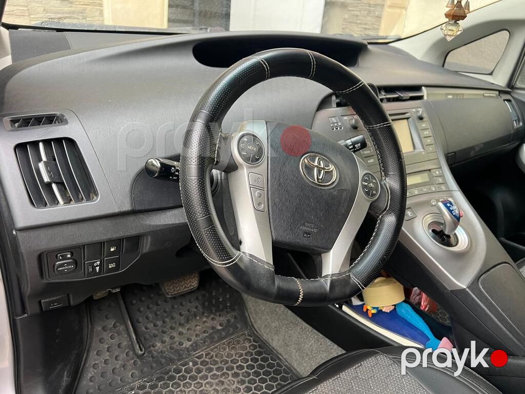Toyota Prius, 1.8 L, 1.3 kWh, 2013 il, 317 000 km — Avtomobillər, Bakı (8)