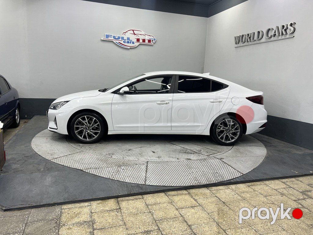 Hyundai Avante, 1.6 L, 2018 il, 142 111 km — Avtomobillər, Sumqayıt (5)