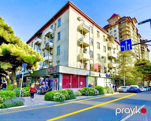 Satılır 3 otaqlı köhnə tikili 90 m² — Bakı