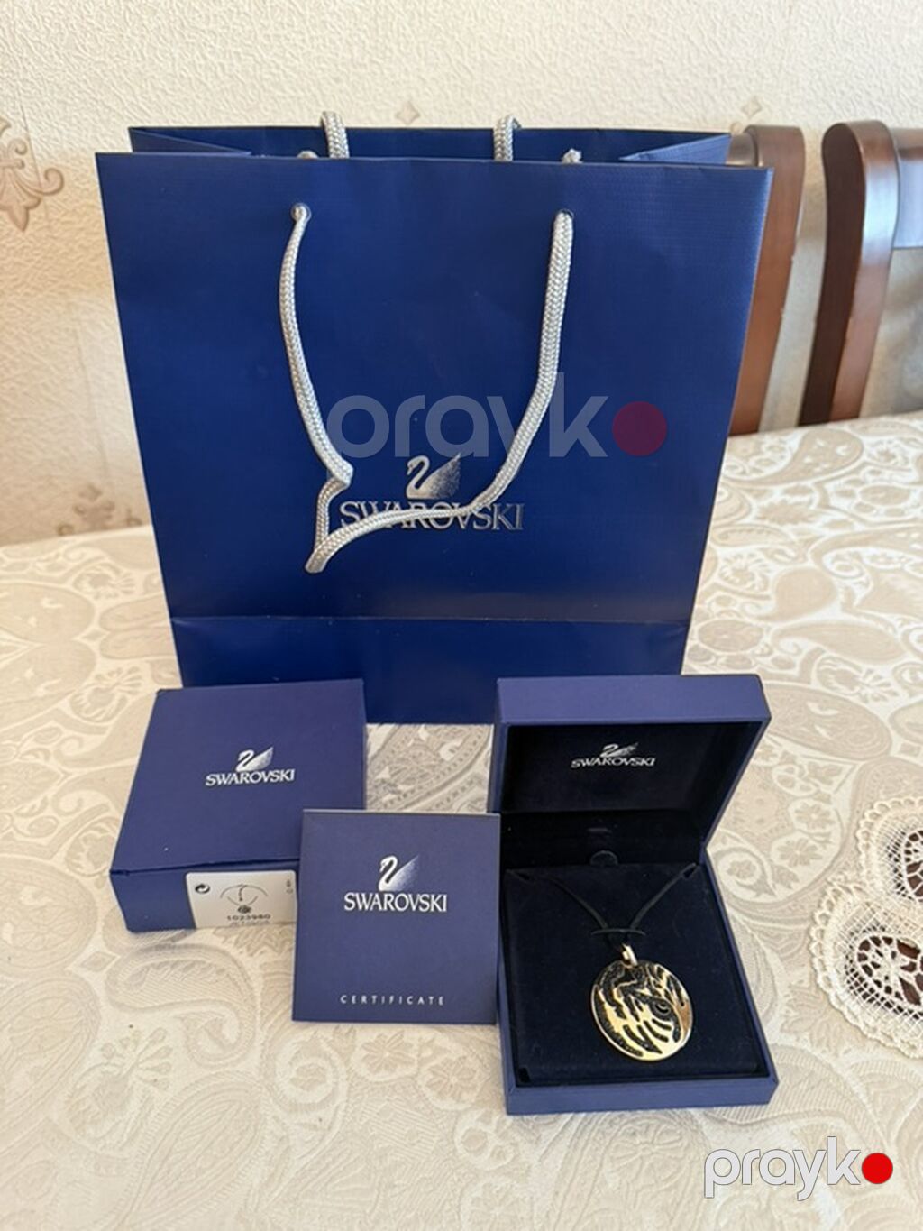 Swarovski boyunbağı dəsti - Brend: Swarovski - Komlekt: hədiyyə — Təklifler, Bakı