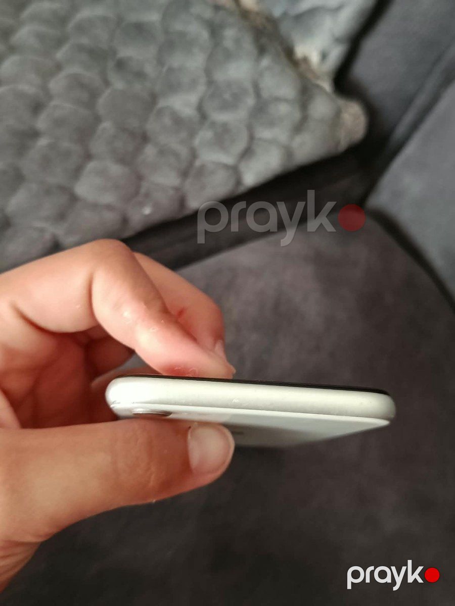 Apple iPhone SE (2020) White 64GB/3GB — Smartfonlar, Bakı (3)
