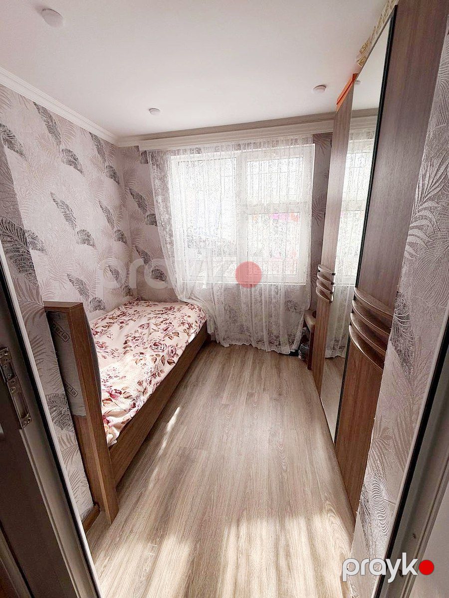 Satılır 4 otaqlı köhnə tikili 90 m² — Mənzil, Bakı (9)