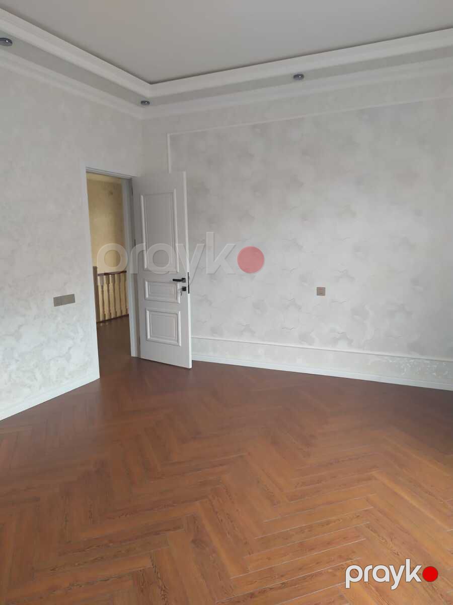 Satılır 5 otaqlı həyət evi/bağ evi 330 m² — Ev, villa, Bakı (9)