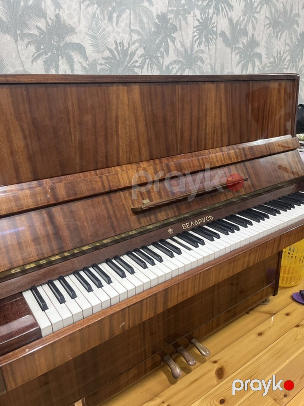 Upright piano – “Belarus” modeli - Korpus: parlaq laklı təbii ağac — Pianino və digər klaviş alətləri, Gəncə