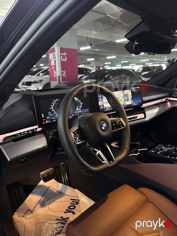 BMW 530e, 2.0 L, 19.4 kWh, 2025 il, 8 000 km — Avtomobillər, Bakı (6)