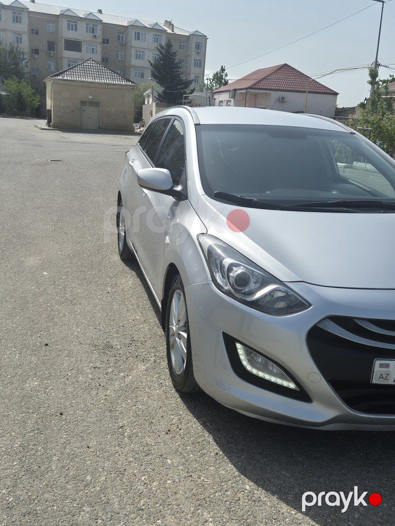Hyundai i30, 1.6 L, 2013 il, 352 200 km — Avtomobillər, Bakı (8)