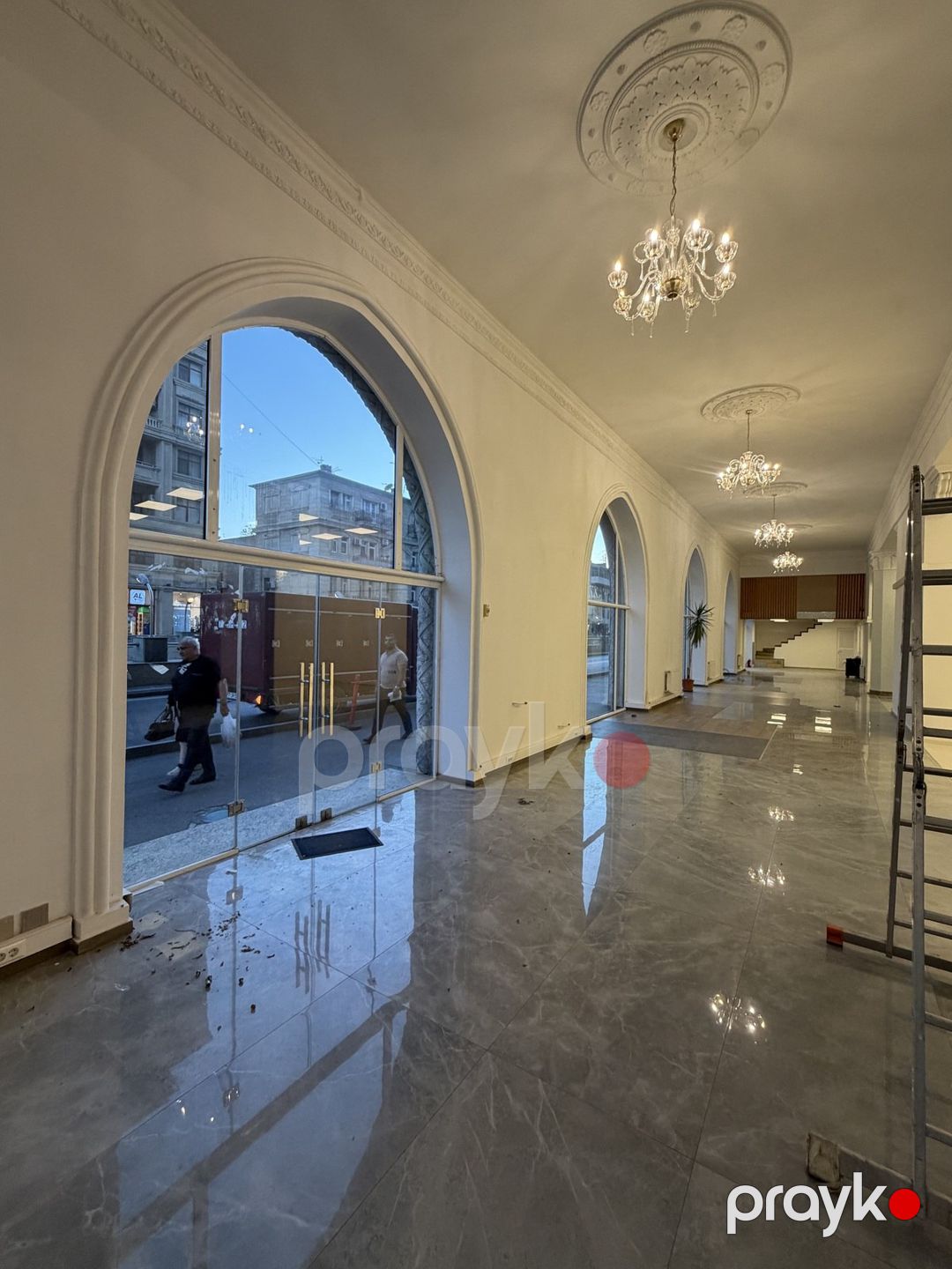 İcarəyə verilir obyekt 351 m² — Əmlak, Bakı (8)
