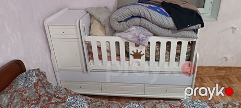 Uşaq beşiyi – transformasiya olunan model - Material: ağ rəngli — Bakı