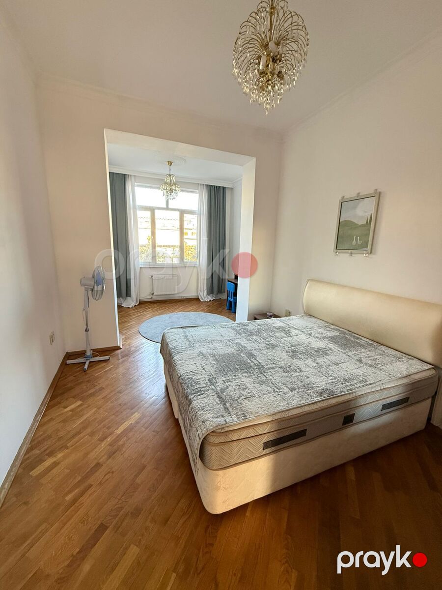 İcarəyə verilir 2 otaqlı köhnə tikili 94 m² — Mənzil, Bakı (11)