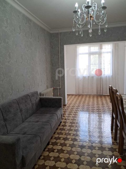 İcarəyə verilir 3 otaqlı köhnə tikili 90 m² — Bakı
