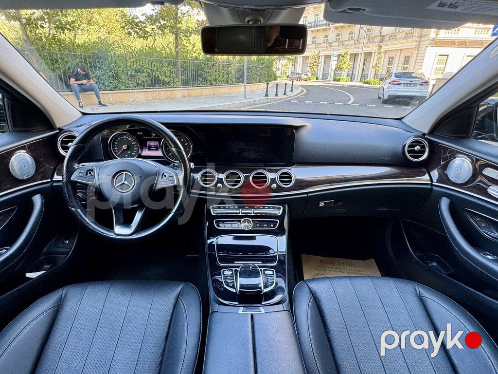 Mercedes E 300, 2.0 L, 2018 il, 190 000 km — Avtomobillər, Bakı (12)