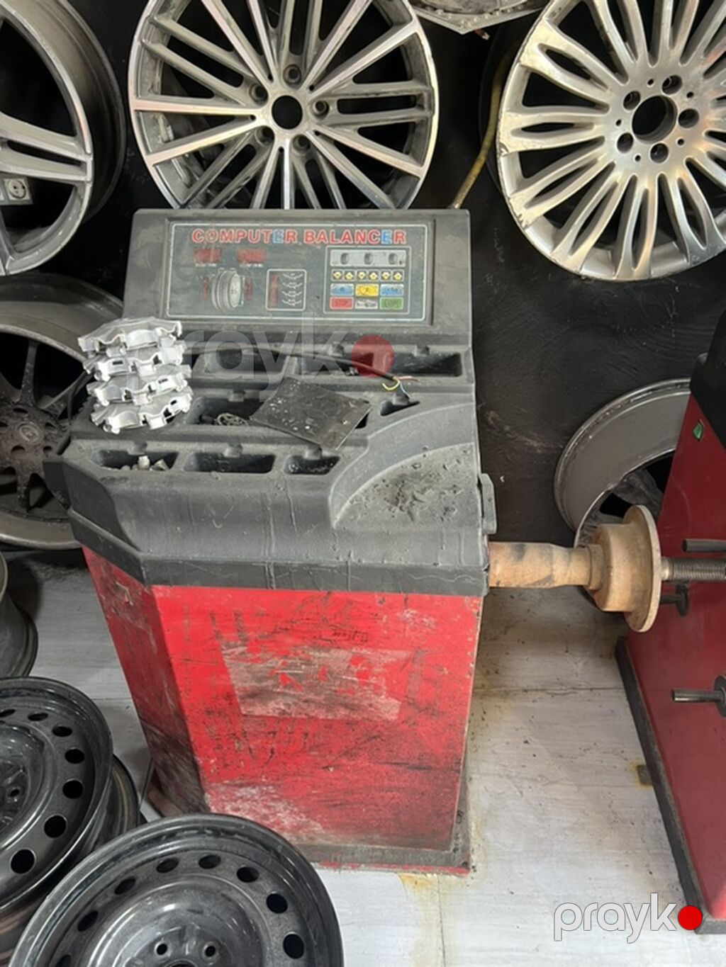 Omax rəqəmsal təkər balanslaşdırma aparatı hər iksidə işlək — Avtoxidmət üçün, Mehdiabad (6)