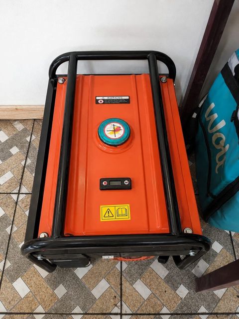 Generator 4.5 kub 450 Azn. 1aydir alinib. 10litr bak hecmidir. Unvan — Ikinci_el_mebel_halalliqla — Business & Equipment — Other