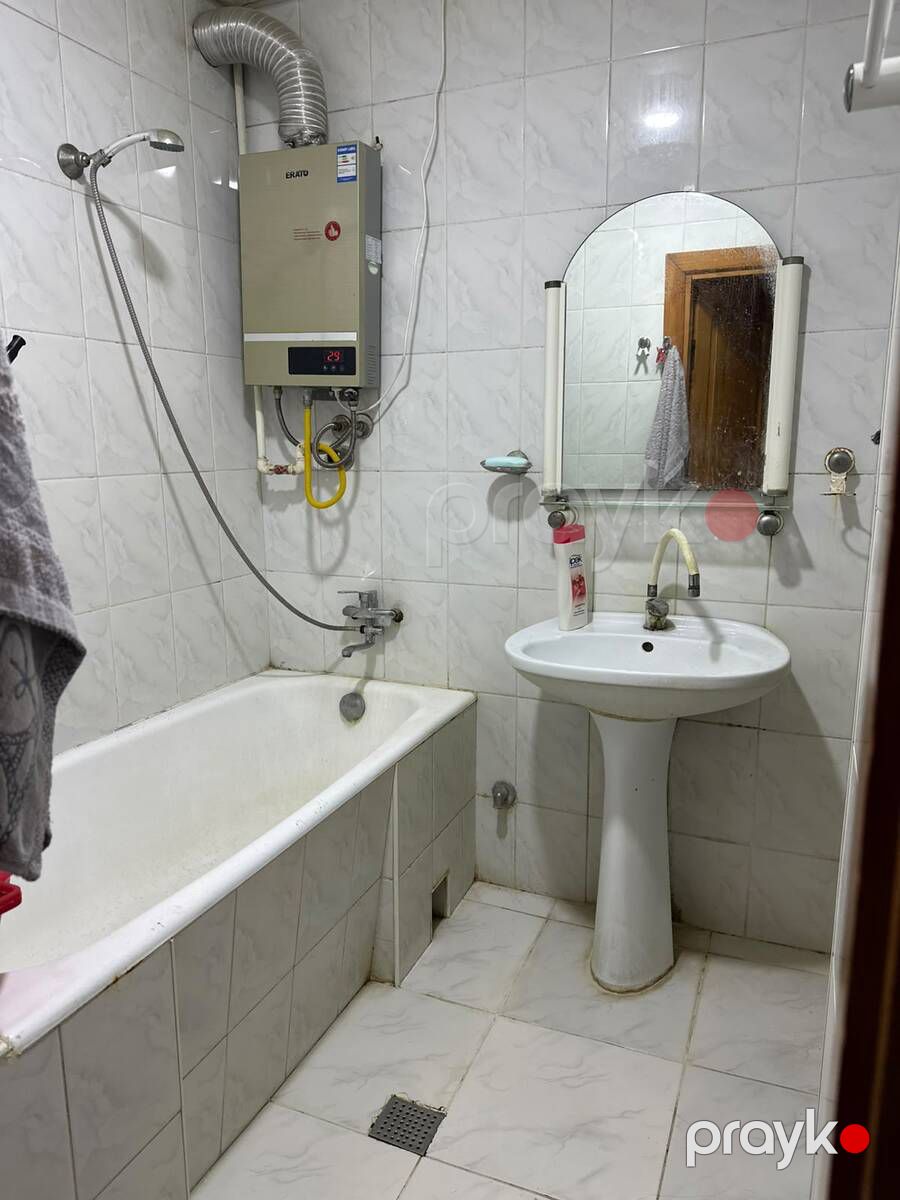 Satılır 5 otaqlı köhnə tikili 120 m² — Mənzil, Bakı (4)