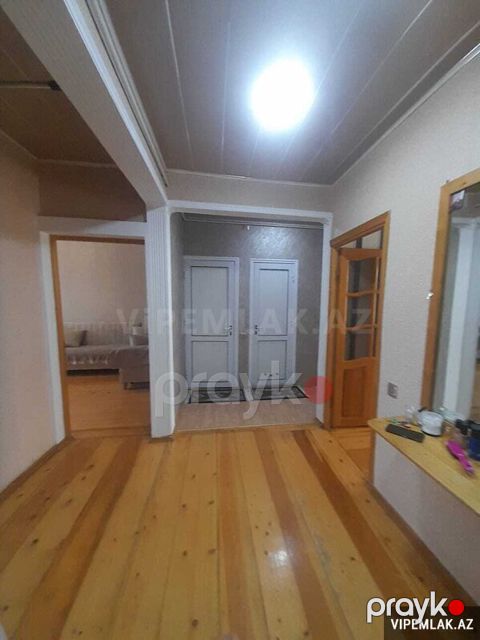 Suraxanı rayonunda 3 otaqlı Köhnə tikili Satılır, 70 m² — Bakı