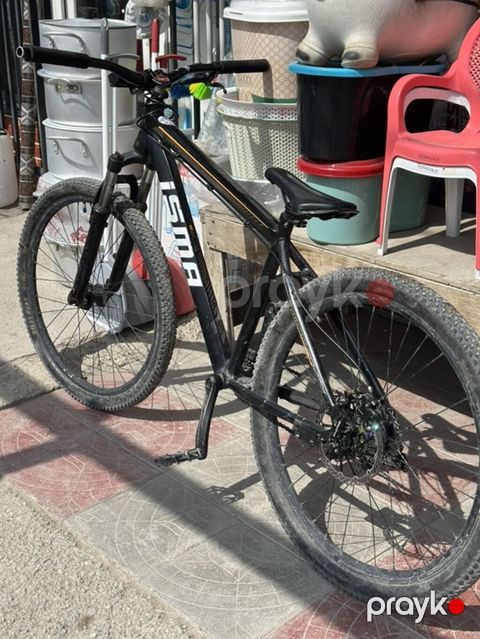 Velo sekilde girunduyu veziyyetdedi velo tormuzsuz 270 e satılır 300 — Masazır