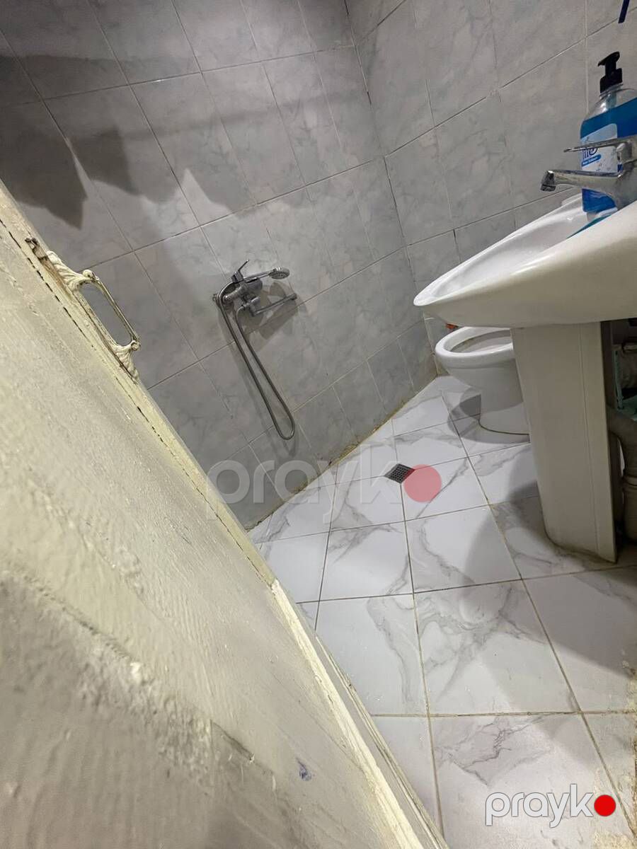 Satılır 2 otaqlı köhnə tikili 60 m² — Mənzil, Bakı (6)