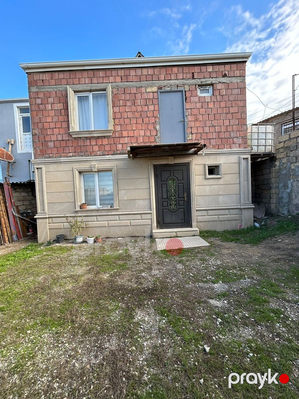 Kənd xırdalanda 2mertefeli ev 4 nömreli məktəbə yaxın aileye kiraye — Ev, villa, Xırdalan