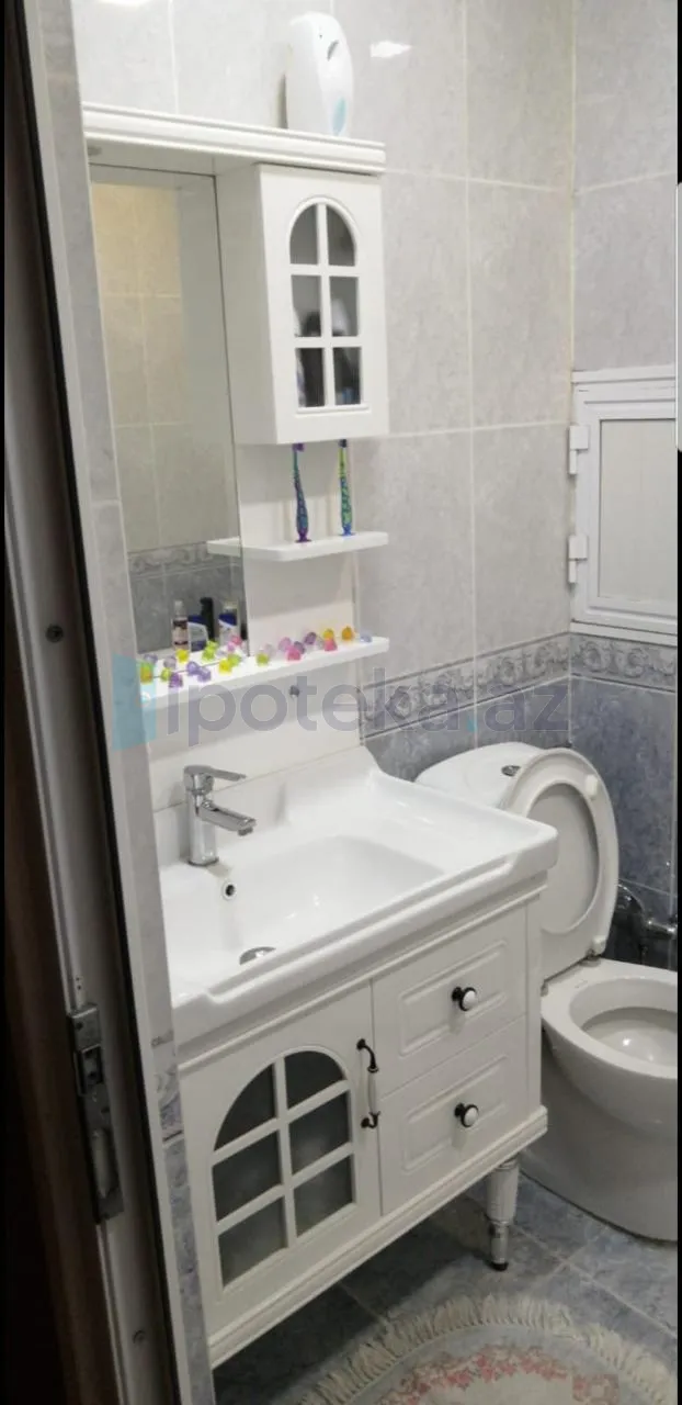 Satılır: 4 Otaq, Köhnə tikili, Binəqədi r., 110.00 m² — Mənzil, Bakı (9)