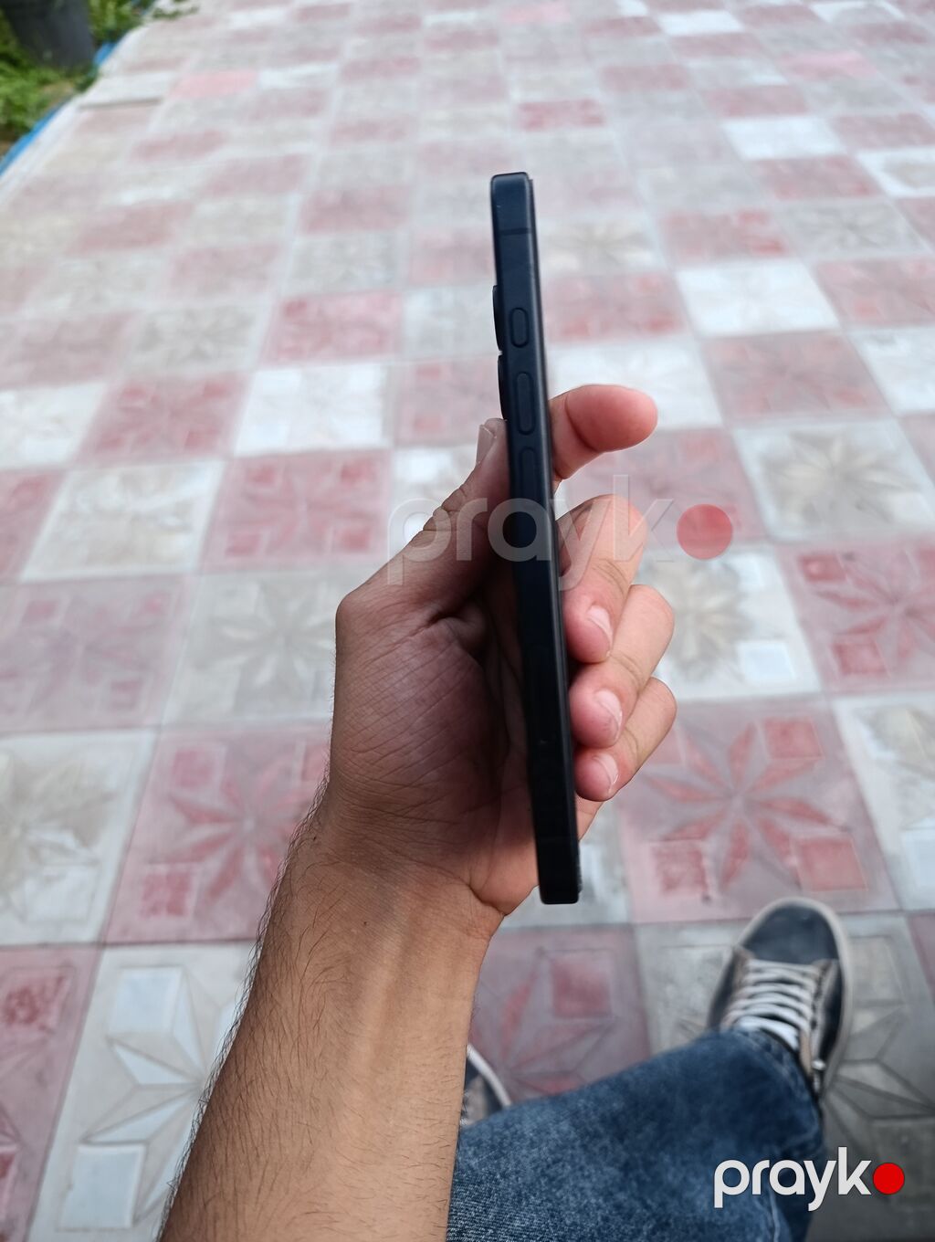 IPhone 16, Qara, Simsiz şarj — Apple iPhone, Bakı (6)