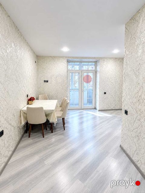 Satılır 1 otaqlı köhnə tikili 30 m² — Bakı