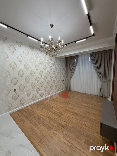 Satılır 3 otaqlı yeni tikili 80 m² — Bakı