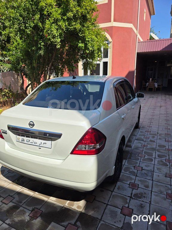 Nissan Tiida, 1.5 L, 2011 il, 170 000 km — Avtomobillər, Bakı (2)