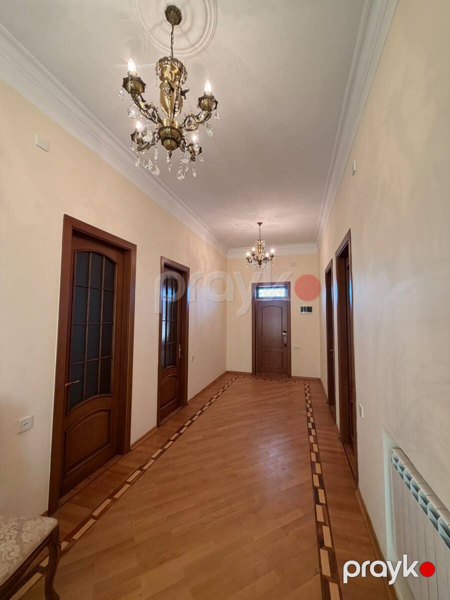Satılır 6 otaqlı həyət evi/bağ evi 260 m² — Ev, villa, Bakı (12)