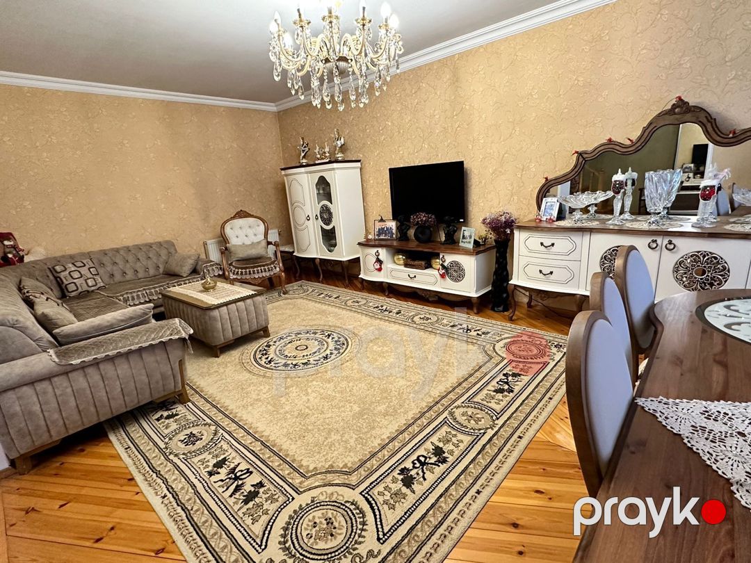 Satılır 6 otaqlı həyət evi/bağ evi 250 m² — Ev, villa, Bakı (8)