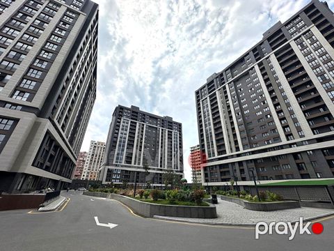 Satılır 4 otaqlı yeni tikili 200 m² — Bakı