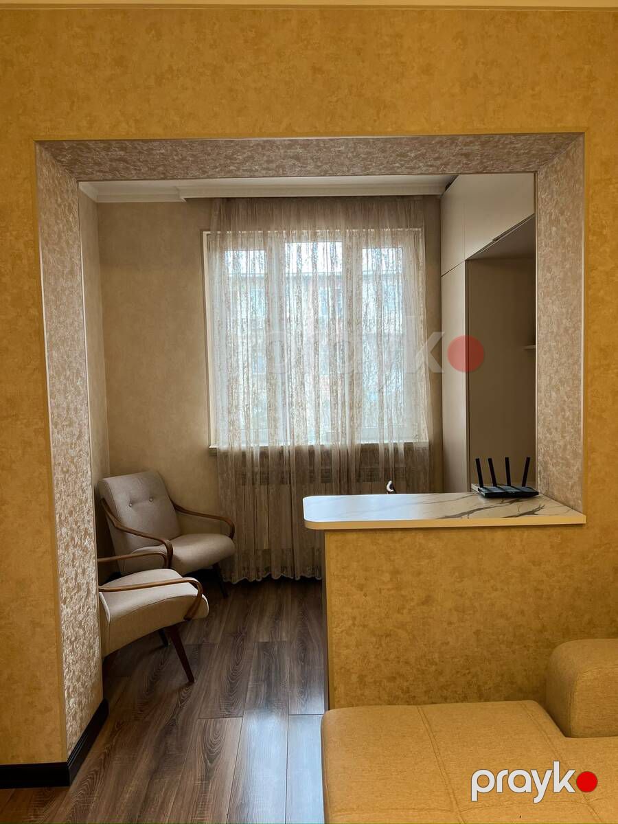Satılır 4 otaqlı köhnə tikili 100 m² — Mənzil, Bakı (10)