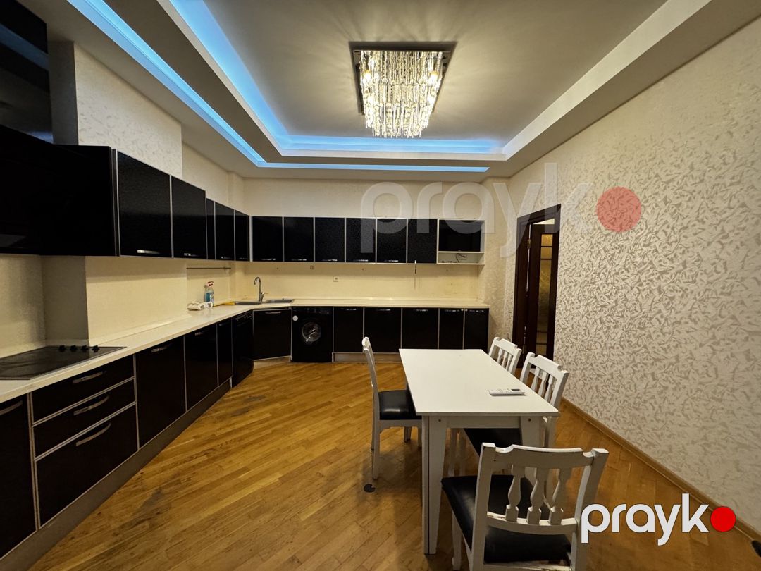 İcarəyə verilir 4 otaqlı yeni tikili 235 m² — Mənzil, Bakı (7)