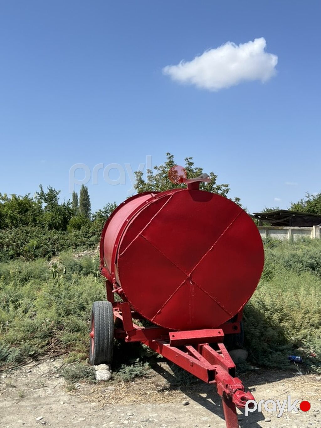 2,5 ton tutum həcmi var. İç hissəsi termosdur, 6,7 ay suyu təmiz — Su çənləri, kanisterləri, bochkalar, İsmayıllı (3)
