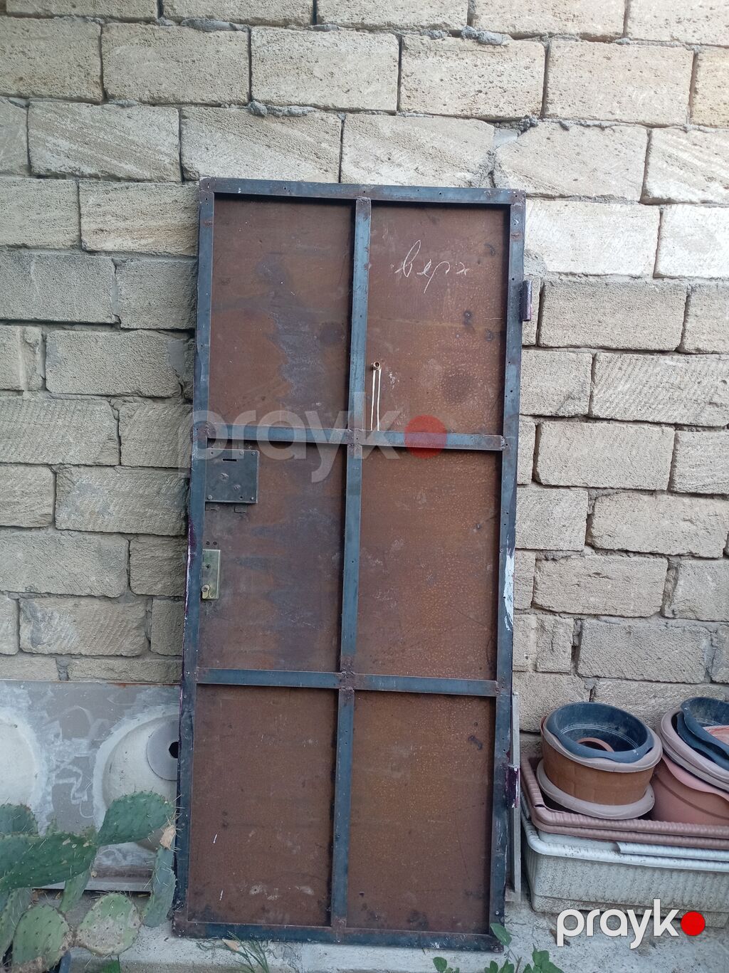 Dəmir qapı dəsti - Material: möhkəm metal karkaslı, iki tərəfli dəmir — Pəncərələr, qapılar, balkonlar, Mehdiabad (2)