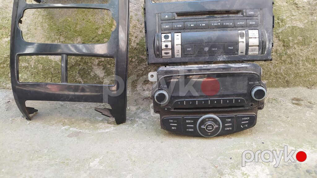 Avtomobil maqnitolası və ön panel hissələri dəsti Tərkib: - 2 ədəd — Avtomobil akustikası, Bakı (2)