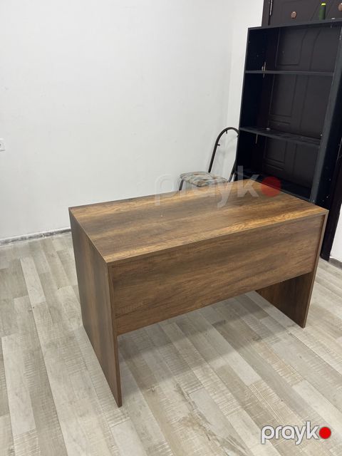 Ofis masası — Bakı