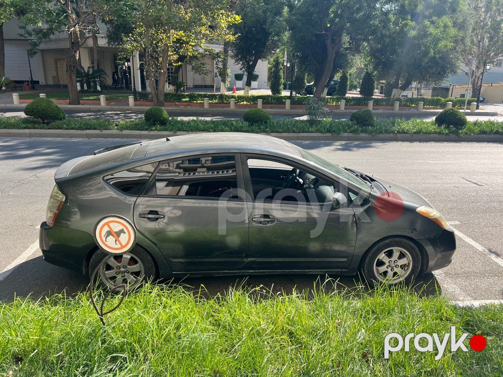 Toyota Prius, 1.5 L, 1.3 kWh, 2008 il, 279 000 km — Avtomobillər, Sumqayıt (2)