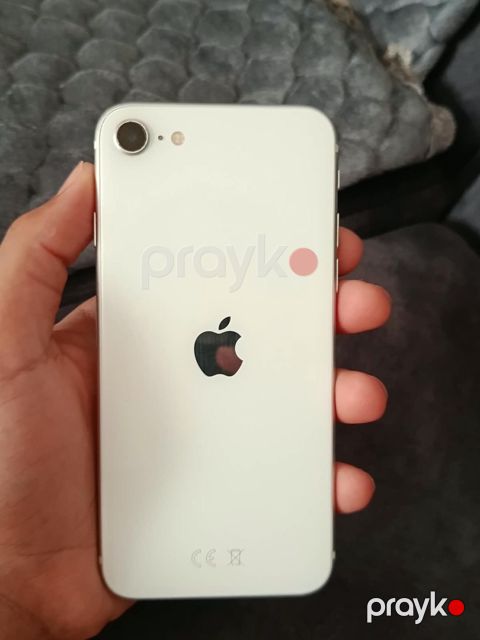 Apple iPhone SE (2020) White 64GB/3GB — Bakı