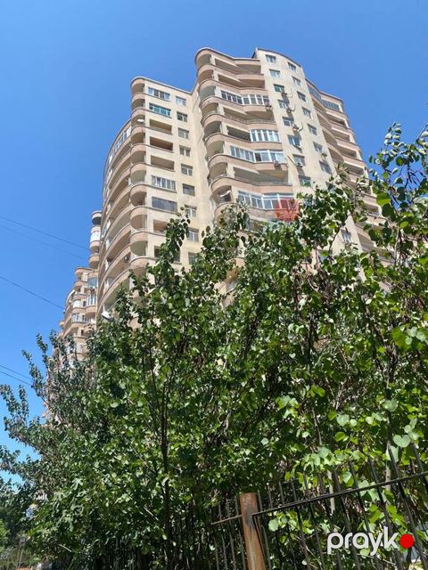 Satılır 4 otaqlı yeni tikili 175 m² — Bakı