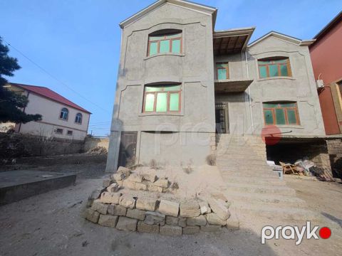Satılır 5 otaqlı həyət evi/bağ evi 290 m² — Bakı