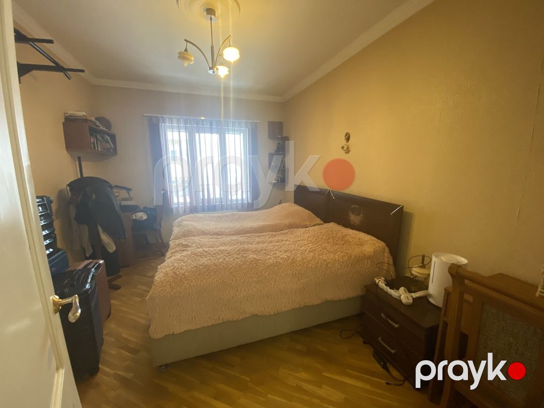 Satılır 4 otaqlı köhnə tikili 100 m² — Mənzil, Bakı (7)