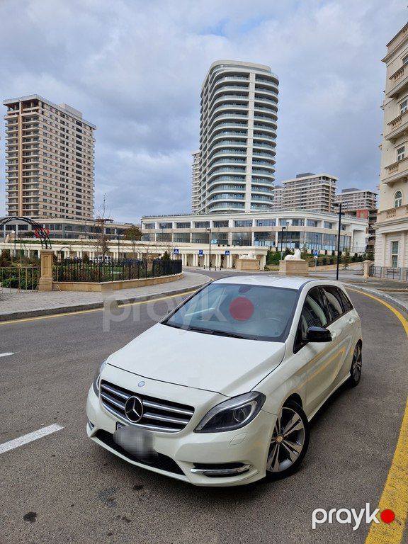Mercedes B 200, 1.6 L, 2012 il, 14 000 km — Avtomobillər, Bakı (2)