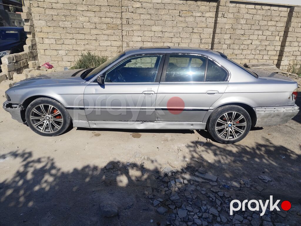 BMW 7 Series E38 sedan – ehtiyat hissələri Avtomobil tam işləkdir ama — Digər, Digah (8)