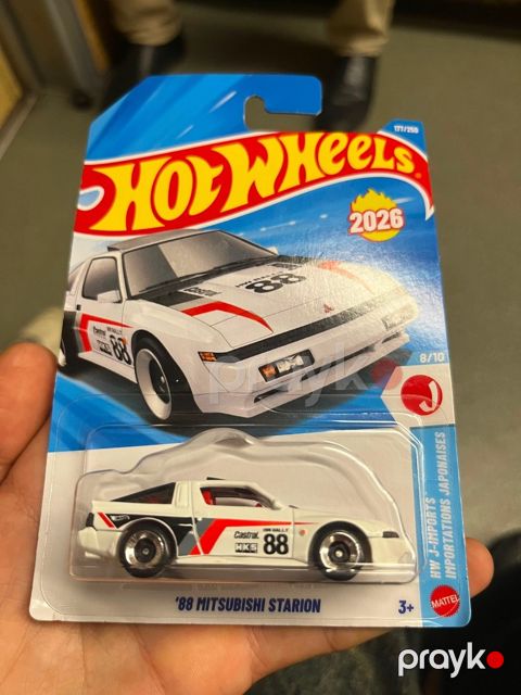 HotWheels Mitsubushi modeli — Bakı
