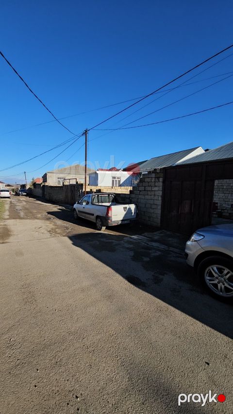 Satılır 4 otaqlı həyət evi/bağ evi 140 m² — Bakı