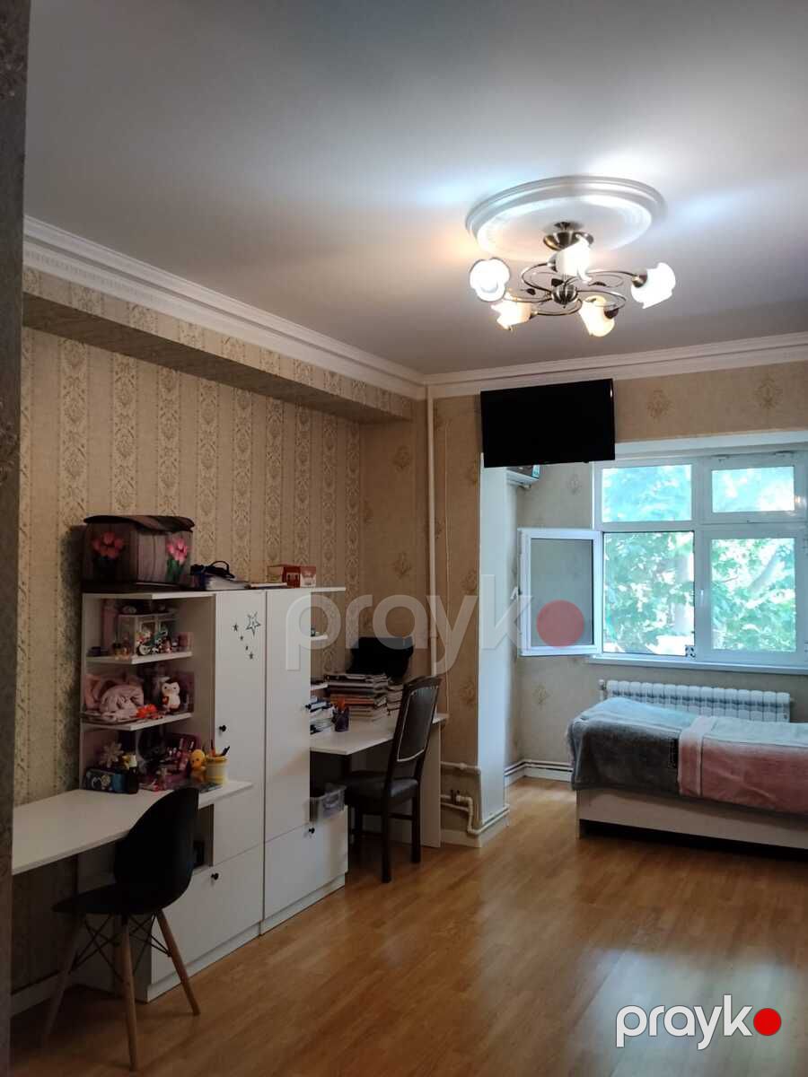 Satılır 2 otaqlı köhnə tikili 45 m² — Mənzil, Bakı