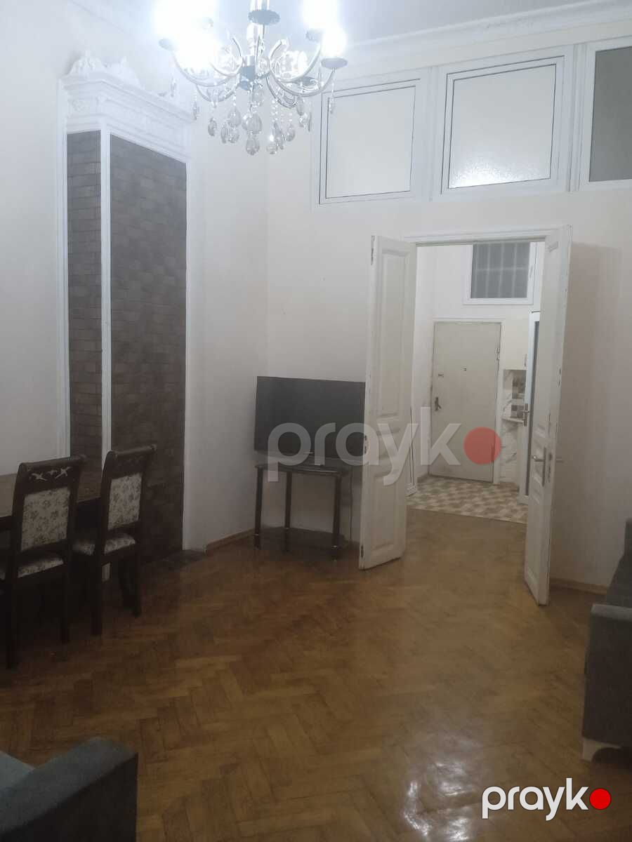 İcarəyə verilir 2 otaqlı köhnə tikili 65 m² — Mənzil, Bakı (8)