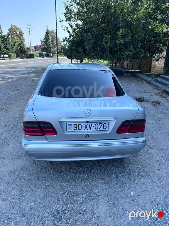 Mercedes E 240, 2.6 L, 2001 il, 399 216 km — Avtomobillər, Beyləqan (3)