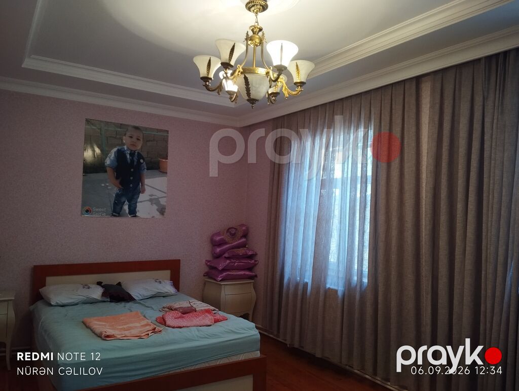 Hovlu həyət evi - Geniş, işıqlı salon: yelçəkən plan, dekorativ — Ev, villa, Digah (9)